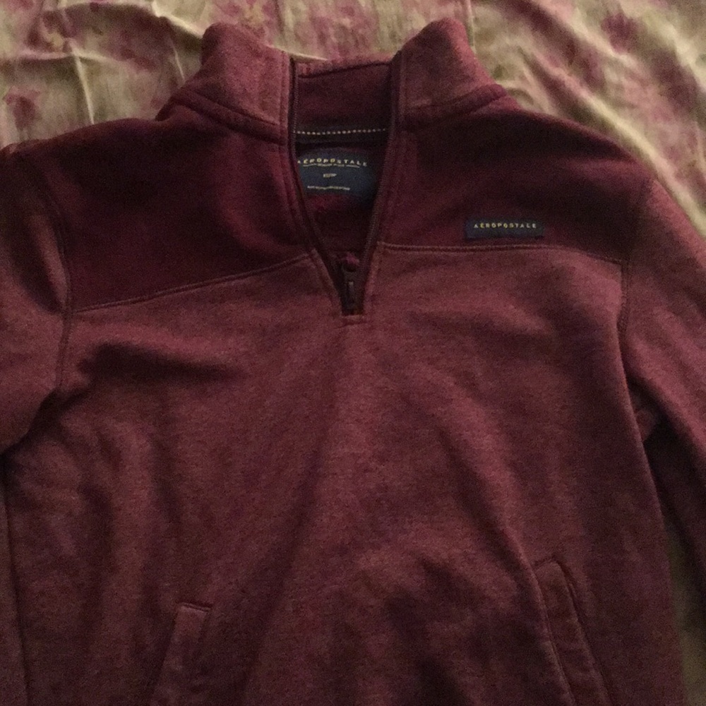 Maroon sweatshirt
